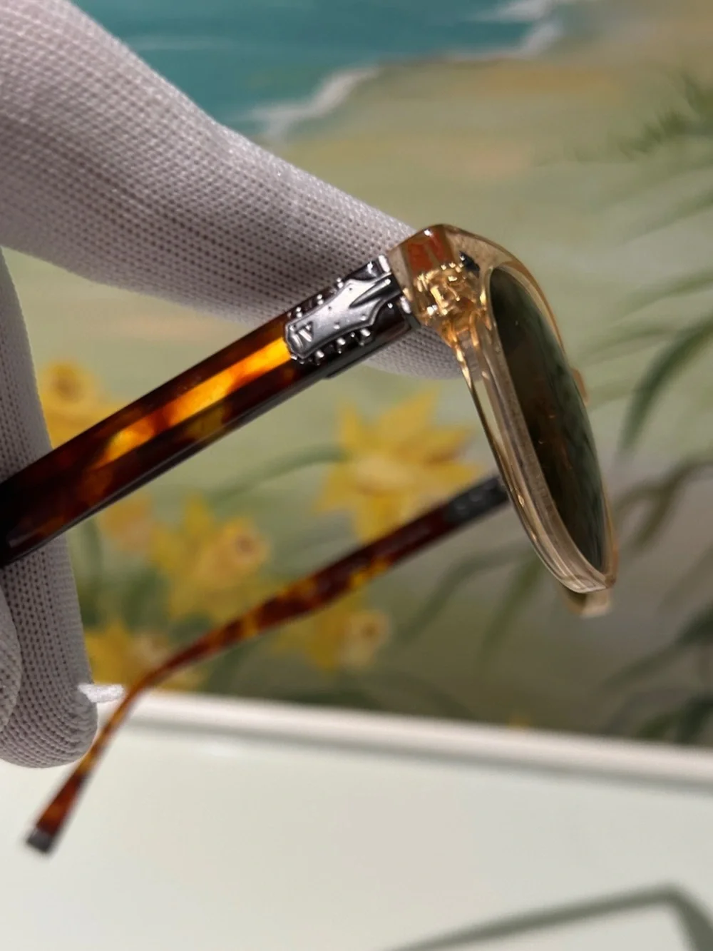 John Varvatos V774 UF Bowery  Sunglasses Vintage Yellow Sunglasses 51-19-145